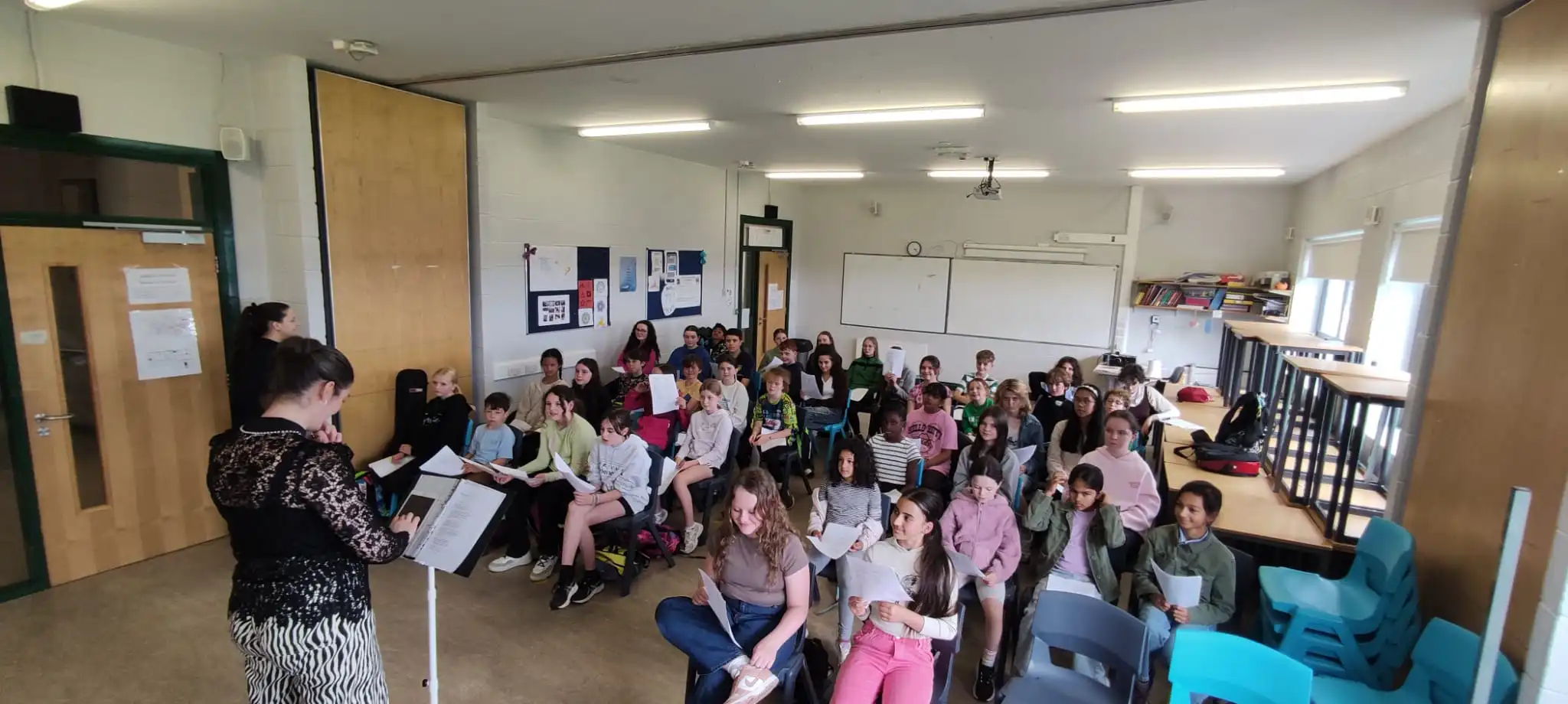 Music mentors sculpture display